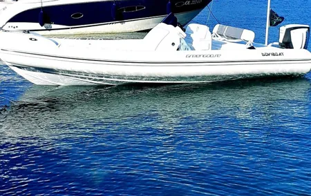 Panoramic Private Tour in Dinghy 8 m from Naples to Capri