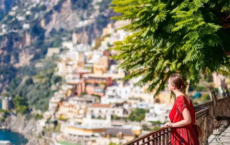 Self Drive with Stay in Amalfi and Capri Car and Digital Guide