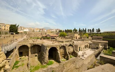 Tour of Herculaneum Must-See Sites with Skip the Line Tickets & Exclusive Guide