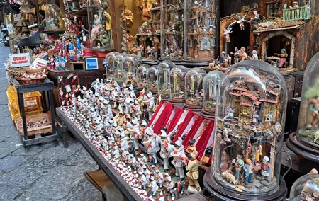 2 Hours and a Half Guided Tour in the Historic Center of Naples