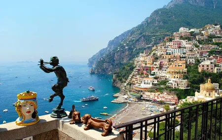 Naples to Positano, Amalfi and Vetri sul mare 8 hours trip