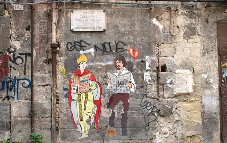 Naples Private Mythology Treasure Hunt with Food Stops