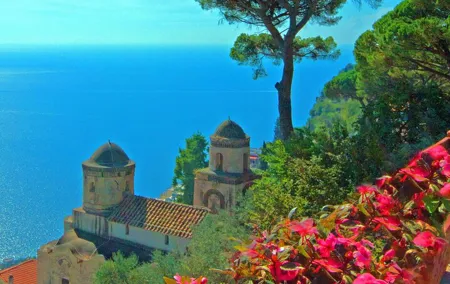 Private 8 Hour Tour to Positano Ravllo and Cetara from Naples