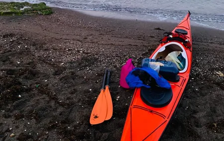Napoli kayaking along Posillipo hills