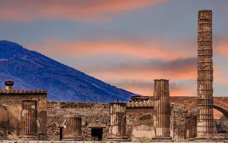 Private tour Pompeii and Vesuvio Park from Napoli or Amalfi Coast