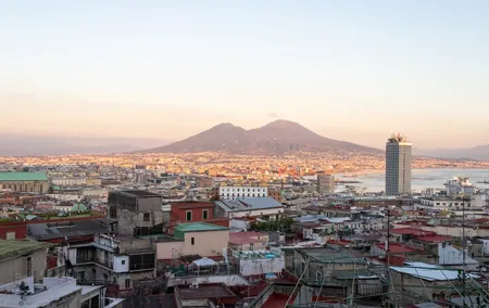 Panoramic Tour of Naples Neighborhoods