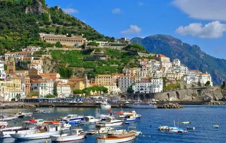 Amalfi Coast from Naples with light lunch included (Amalfi & Ravello)