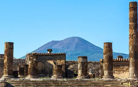 Naples to Rome with stop at Herculaneum or Vice Versa