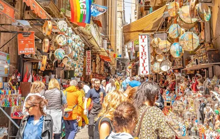 Naples Small Group Tour: Legends and Mysteries