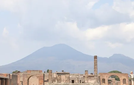 Full-Day Guided Pompeii Ruins and Wine Tasting Tour
