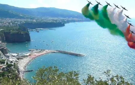 Private full day tour Sorrento Positano and Pompeii