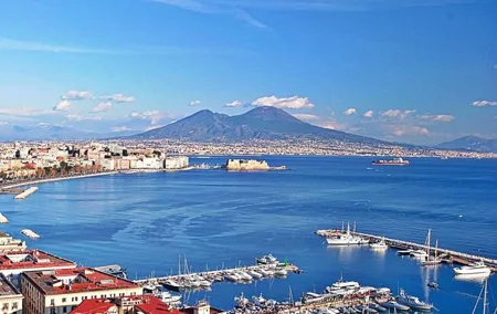 Visit in Pompeii - Naples Private Tour with Ada