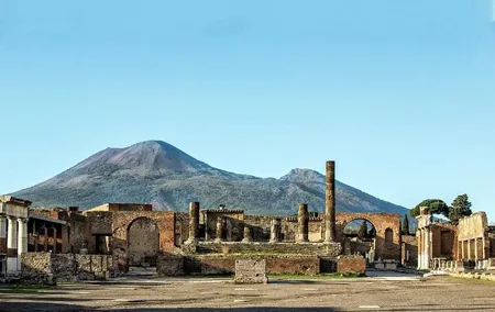 Pompei and Sorrento Tour