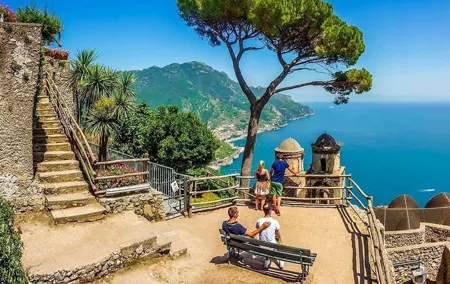 One way transfer from/to Ravello and Naples