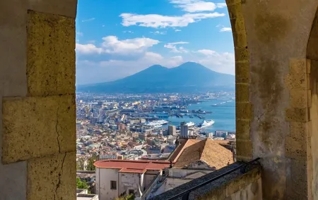 Naples Guided Walking Tour of the Historic Center with Lunch