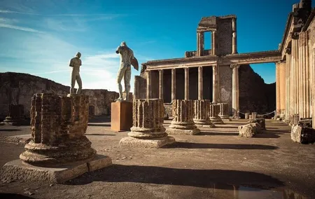 Private Pompei Tour and Private Wine Tour guided by sommelier