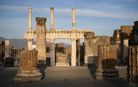 Naples to Vetri Sul Mare and Cetara Full Day Private Tour