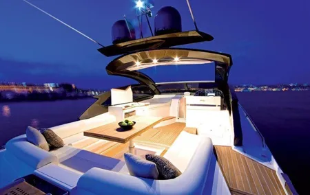 Shared cruise in Capri yacht and Li Galli Archipelago