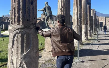 Day trip to Pompeii with a private transfer from Naples to Matera