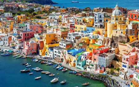Free Tour to Procida by Hydrofoil Transfer and Typical Sweet and Coffee