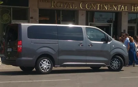Transfer from Naples Airport to Ravello or viceversa