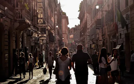 Naples: 2-Hour Walking Tour with Food Tasting Experience