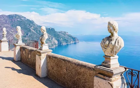 Private Tour in Pompeii and Amalfi Coast from Naples