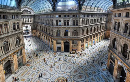 Private tour to Naples and winery