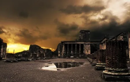 Day Trip from Naples: Pompeii and Herculaneum - private tour