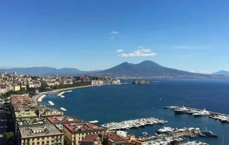 Private Guided Half Day Panoramic Tour in Naples