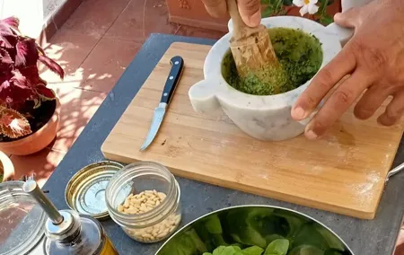 Homemade Pasta and Pesto Class with a Local Chef in Genoa
