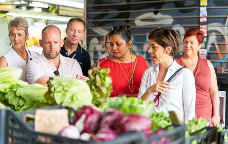 Cesarine: Market Tour & Home Cooking Class in Genoa