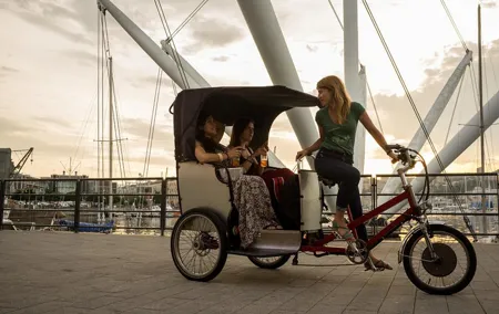 Rickshaw tour in Genova