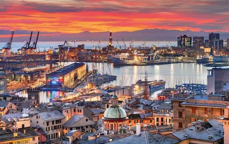 Genova Walking Tour with Audio and Written Guide by a Local