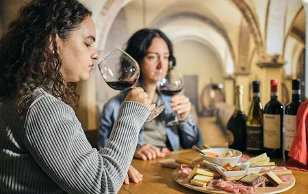 Wine Tasting near the Aquarium of Genoa