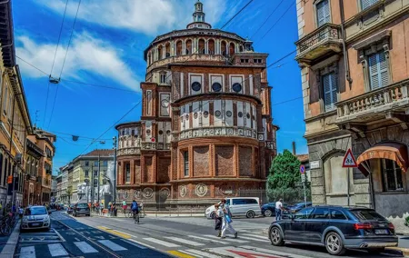 Private Transfer From Genoa To Milan With a 2 Hour Stop in Pavia