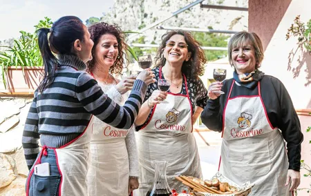Authentic Pesto Class & Tasting on the Ligurian Coast in Lavagna