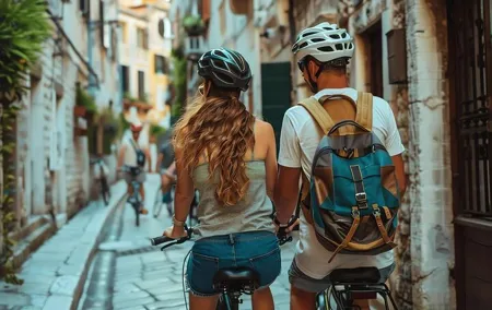 Private Bike Tour of Genoa Highlights