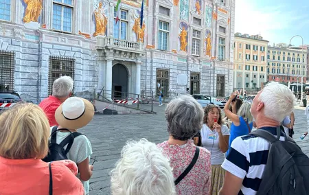 Genoa Guided Walking Tour with Panoramic Lift & Focaccia Tasting