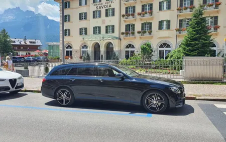 Savona Cruise Port to Genoa airport (GOA) - Departure Private Transfer
