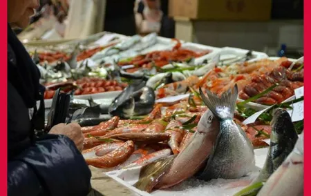 Cesarine: Market Tour & Dining at a Local's Home in Genoa
