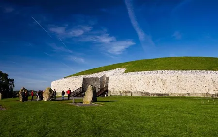 Dublin to Newgrange, Monasterboice Small Group Guided Tours