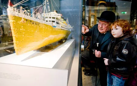 Giant's Causeway with the Titanic Exhibition and the best of Northern Ireland