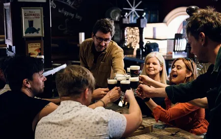 Dublin Pub Tour: Guinness Perfect Pour, Whiskey, Music and More