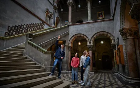 Trinity Trails: Guided Walking Tour of Trinity College