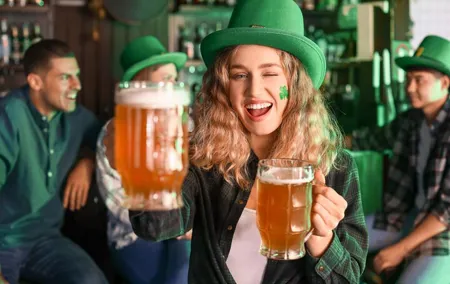 Irish Beer Tour in Dublin with Guinness Storehouse Tickets