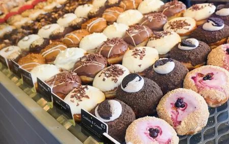 Dublin Delicious Donut Adventure and Walking Food Tour