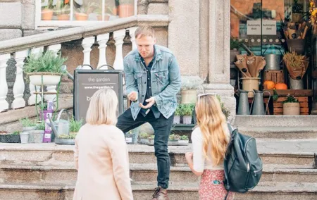 Dublin Storytelling Pub Tour - 3 stops, drinks & local snacks