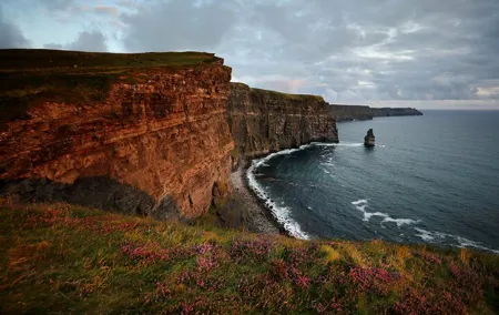 Luxury Private Day Tour to the Cliffs of Moher