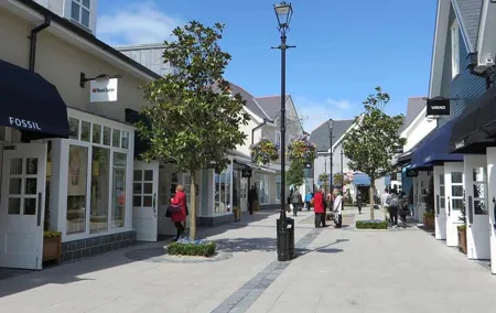 Private Shopping Tour from Dublin Hotels to Kildare Village